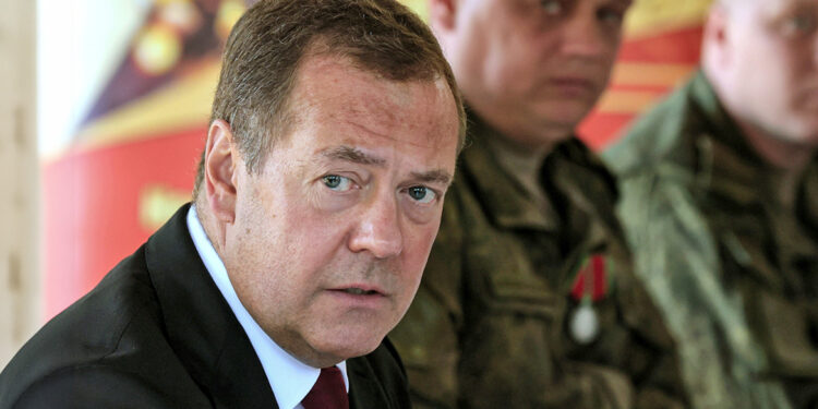 Moskou open voor flexibele gesprekken over Oekraïne, zegt Medvedev