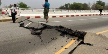 Gebouw stort in tijdens aardbeving in Myanmar: 8 doden in Mandalei