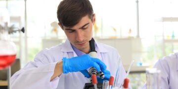 De dodelijke mysterie in Congo: Derde golf van ziekte verspreidt zich snel