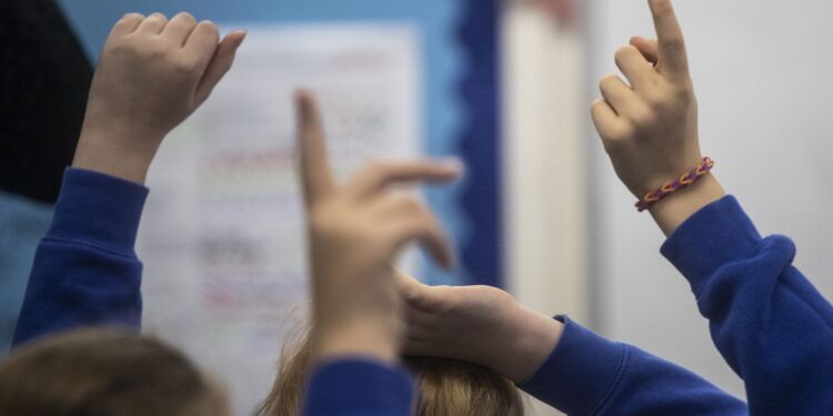 Schotse Conservatieven stellen verlaging schoolverlatingsleeftijd voor naar 14