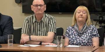 Rechter oordeelt dat beslissing over winterbrandstofvergoeding in overeenstemming was met de Equality Act