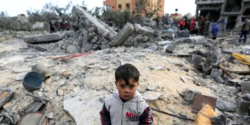 David Lammy neemt terug: Israël niet in strijd met internationaal recht met Gaza-hulpblokkade.