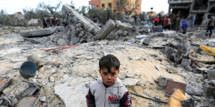 David Lammy neemt terug: Israël niet in strijd met internationaal recht met Gaza-hulpblokkade.