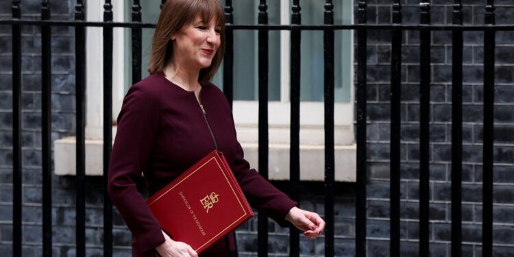 OBR verlaagt groeivoorspelling VK voor 2025, maar verhoogt voor rest van parlement