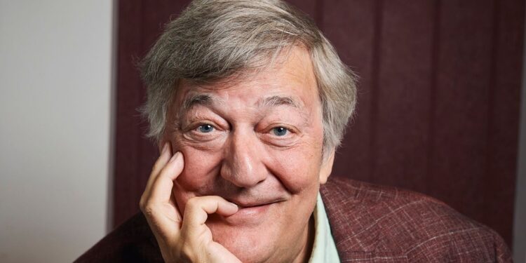 Beroemdheden eisen terugdraaien van ‘beschamende’ bezuinigingen op welzijn.