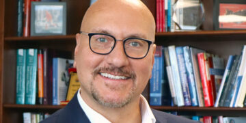 Microbiële sterkte in Griekenland en Servië: rol van Griekse professor