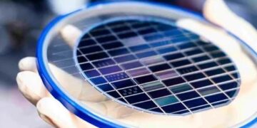 Revolutionaire fotonchip voor energiezuinige AI-centra