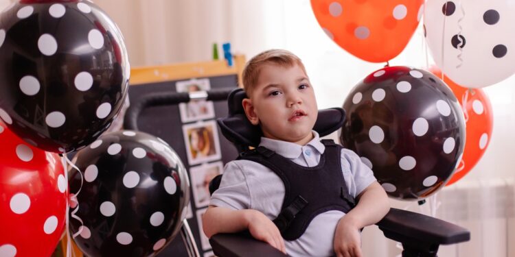 De verjaardagsverrassing: Raphael verhuist op zijn zevende verjaardag