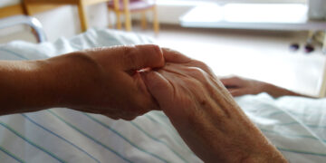 Dappere Fransman met Parkinson dient euthanasieverzoek in België in