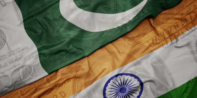 Diplomaten gedeporteerd, grenzen gesloten: reisvouchers onderbroken