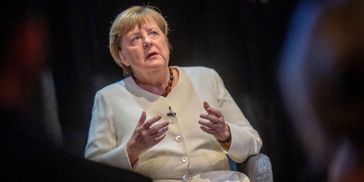 Amerika in het nadeel: Trump’s overtuiging volgens Angela Merkel’s “Psychographs”