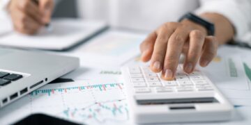 Oorzaken van inkomens- en belastingniveaus in Nederland