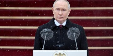 Poetin en Sultan van Oman bespreken Iran-US dialoog