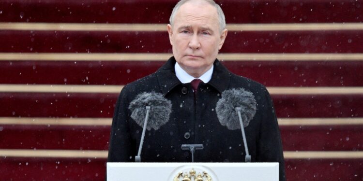 Poetin en Sultan van Oman bespreken Iran-US dialoog