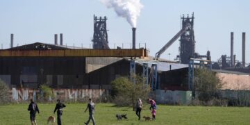 Opmerkelijke stap van de regering met inmenging van Trump, China en Reform UK