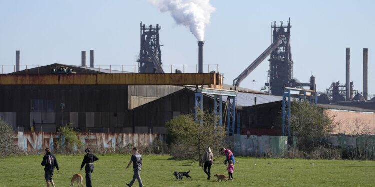 Opmerkelijke stap van de regering met inmenging van Trump, China en Reform UK