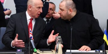 Defensiesecretaris waarschuwt: ‘Dit is het cruciale jaar voor Oekraïne’ met £450m financiering