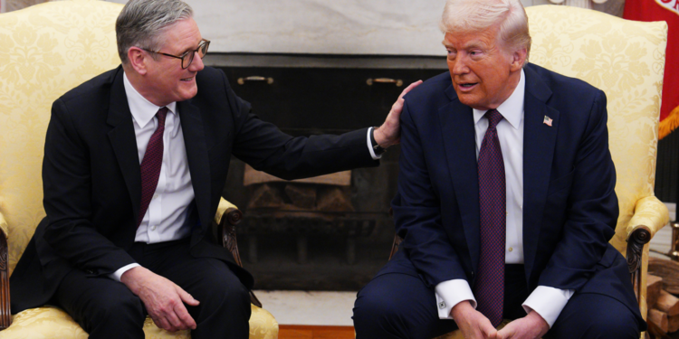 UK-USA handelsbesprekingen ‘ver gevorderd’ en verwerpt snelle reactie op Trump-tarieven