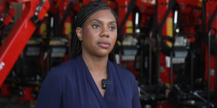 Kemi Badenoch voorspelt ‘lange weg vooruit’ voor Tories, maar herstel niet decennia.