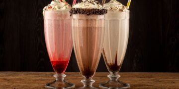 Mogelijke suikertaks op milkshakes ter bestrijding van obesitas.