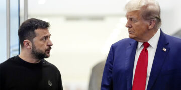 Trump stuurt Zelenski om Krim aan Poetin te geven