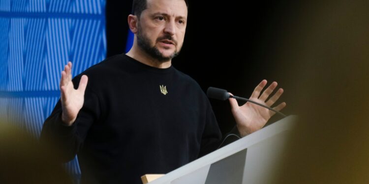 Zelenski terug in Kiev na Russische aanval: Oekraïne in crisis