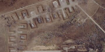 Russische luchtaanval op Kyiv: chaos en verwoesting