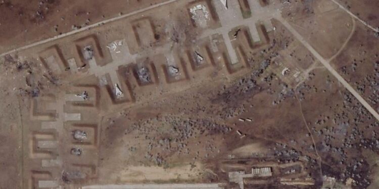 Russische luchtaanval op Kyiv: chaos en verwoesting