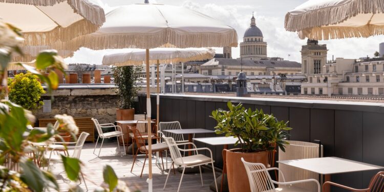 Hotel Pilgrim: Parijs’ charmantste verblijf