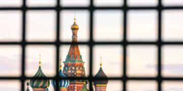 Mogelijke ontmoeting Poetin-Zelenski bij overeenkomsten