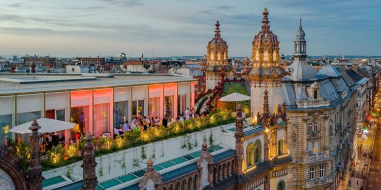 Top luxe hotels in Budapest: van klassieke grandeur tot modern design.