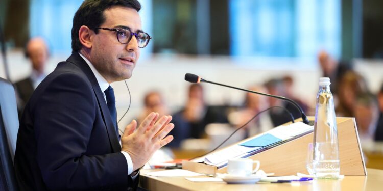 Europese bedrijven verdedigen tegen Trump’s aanvallen: strategieën en tips