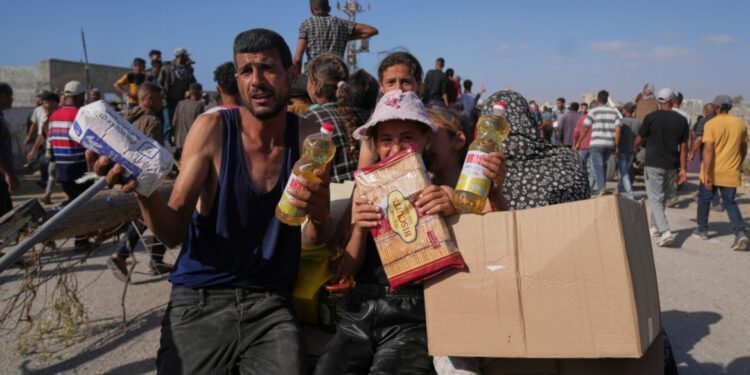 Israëls leger ontkent schieten op Palestijnen wachtend op hulp