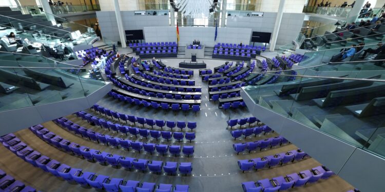 Tweede vergadering Bundestag over kanselierverkiezing vandaag.