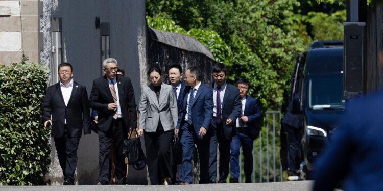 VS-China overleg: lage verwachtingen op geheime locatie