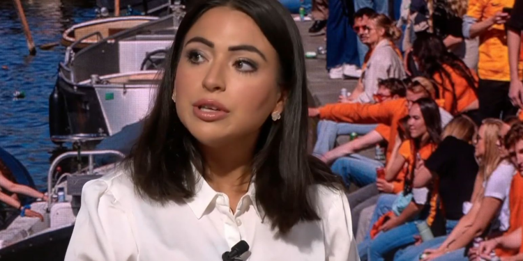 Politie moet actiever optreden tegen online billentikkers.