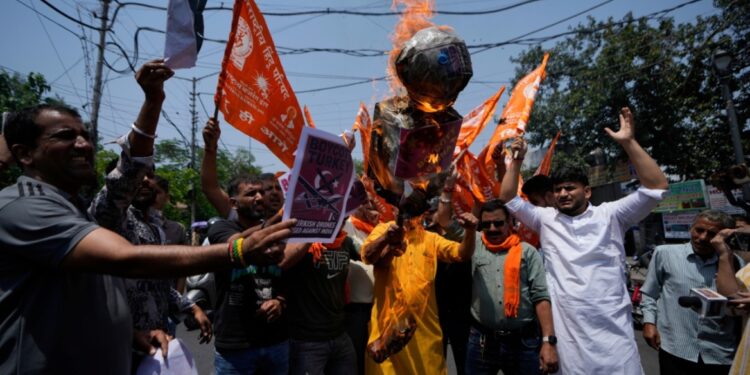Erdogan’s steun aan Pakistan versterkt anti-Turkse sentimenten in India