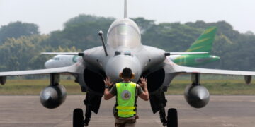 Indonesië bestelt meer Franse wapens: Rafale, onderzeeërs, fregatten en kanonnen