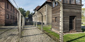 Onderzoek naar Spaanse doden in nazi-kampen door officier-kantoor