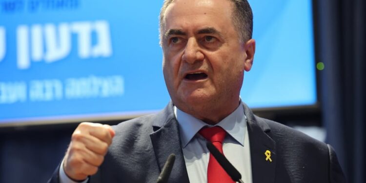 Israël vuurt terug op Macron na kritiek op Gaza-hulp.