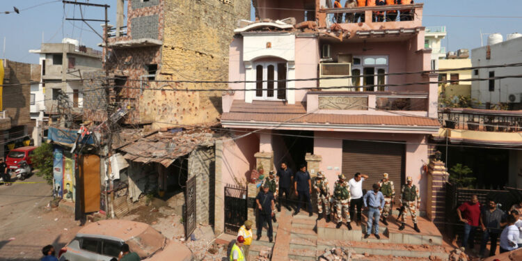 Wraak op onschuldig bloed: 13 doden door raketaanvallen tussen India en Pakistan