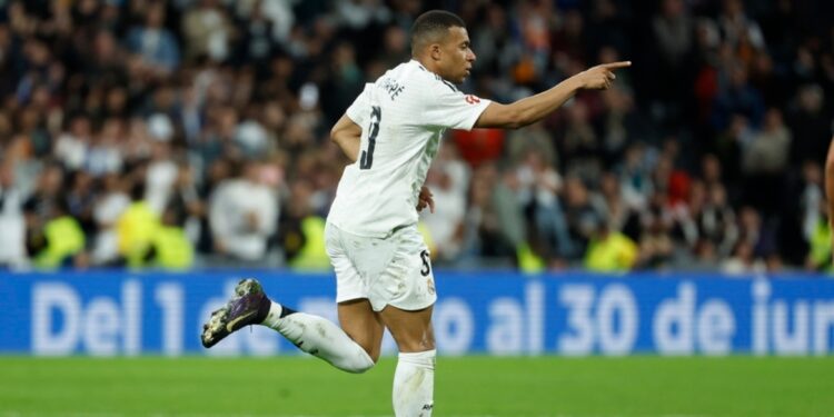 Kylian Mbappé maakt geschiedenis met meeste doelpunten in eerste seizoen bij Real Madrid