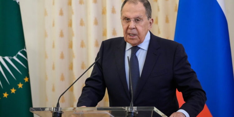 Europa hindert Trump bij vredesinspanningen, aldus Lavrov