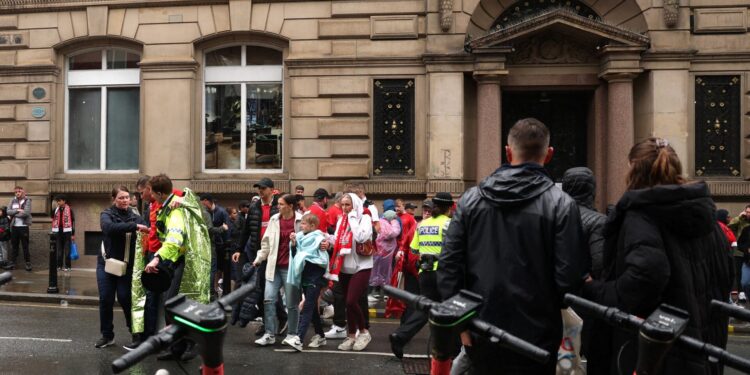 Identiteit dader Liverpool-aanval onthuld in eerste onderzoeksfase