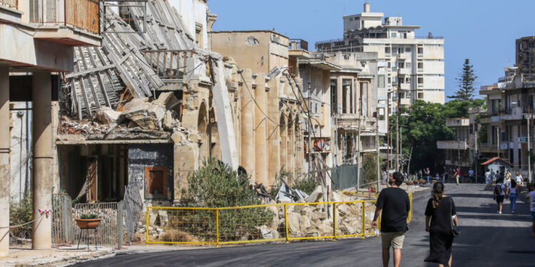 Van Turkije naar Cyprus: een reis door de Egeïsche Zee.