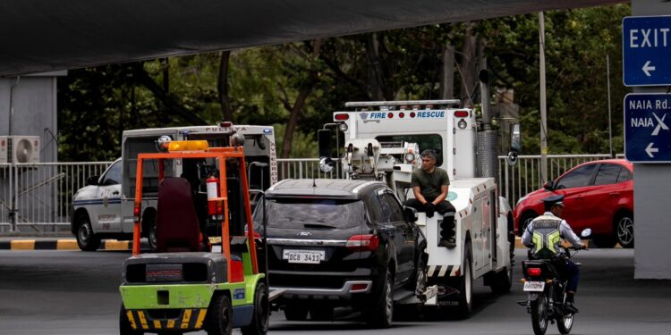 Voertuigcrash bij luchthaven eist twee levens
