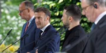 Poetin reageert op Europeanen na gesprekken langs de First Creek