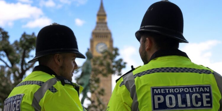 Vijf arrestaties voor terroristische planning in Groot-Brittannië