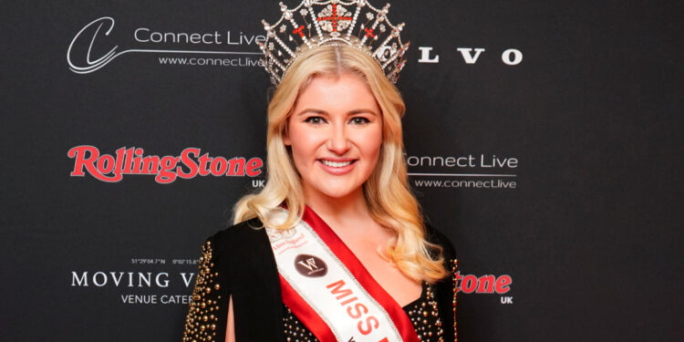 Miss England voelt zich vernederd op Miss World in India