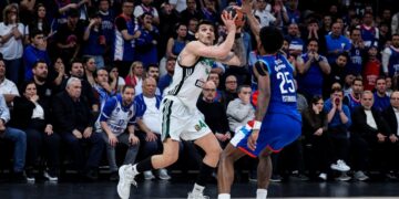 Panathinaikos op zoek naar tweede overwinning tegen Efes voor plaats in Final Four